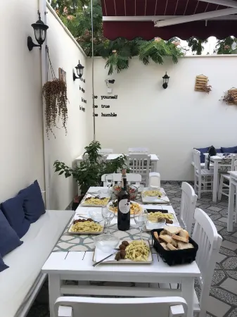 Del Mar Hotel Отели в г. Бозджаада