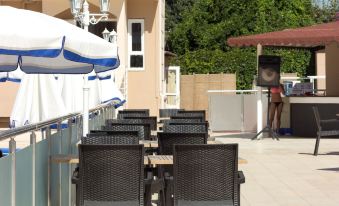 Ares Dream Hotel