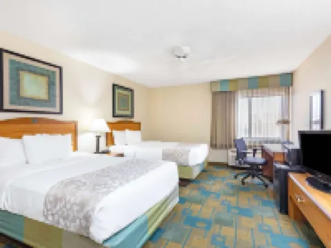 La Quinta Inn & Suites by Wyndham El Paso East Hotels in El Paso