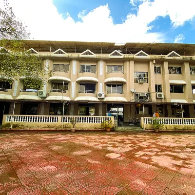 Aron Resort Lonavala - Near Old Mumbai Pune Highway Các khách sạn gần Ga Lonavala