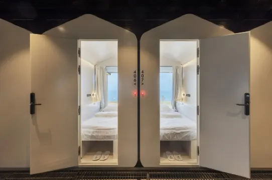 The O Pod Capsule Hotel Hoteles en Tel Aviv