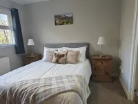 Ben Lomond Cottage - Loch Lomond and Arrochar Alps Hotels in Arrochar