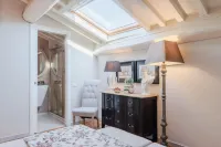 Casa Laura, Unwind Yourself on A Luxury Terrace in Lucca Town - Condos