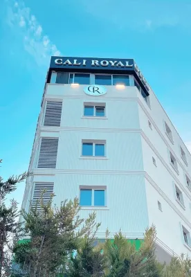 칼리 로얄 오텔  호텔