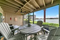 Seascape Lakefront Villas 189- Don't Worry, Beach Happy