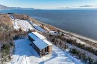 Les Caches de la Grande Pointe