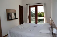 포자다 마르 아베르토 베베리비  호텔