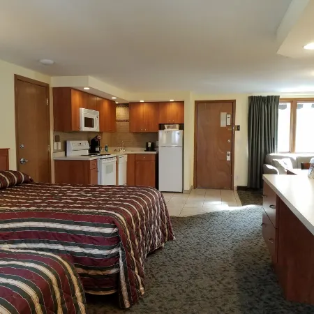 Black Hawk Motel & Suites