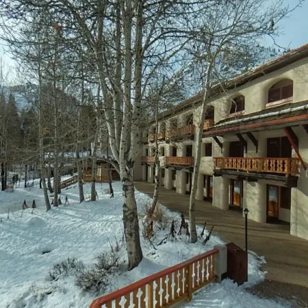 GetAways at Olympic Village Inn