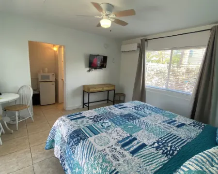 Kingsail Resort Hotels in Marathon