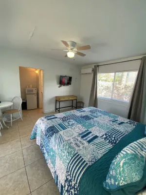 Kingsail Resort Hotels in Key Colony Beach
