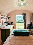 Stunning Shepherd's Hut Retreat North Devon - Parkplatz