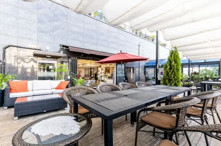 EdenStay Отели рядом с достопримечательностью «Коджедо»