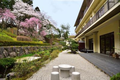 庭 湯の花温泉　京YUNOHANA RESORT 翠泉の写真