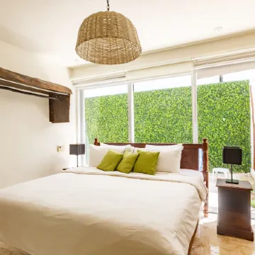 Magia Beachside Condo