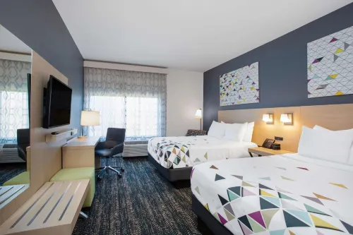 La Quinta Inn & Suites by Wyndham Manassas VA-Dulles Airport Hotels in Centreville