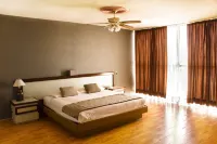 Hotel El Monte Hotels in Salamanca