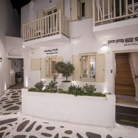 Fresh Boutique Hotel Отели рядом с достопримечательностью «Ветряные мельницы Миконоса»