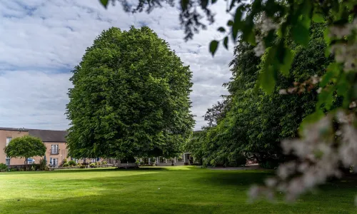 Dunadry Hotel and Gardens