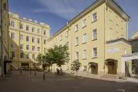 Nevsky Capsule Hotel Hotels near The State Russian Museum, Mikhailovsky Palace