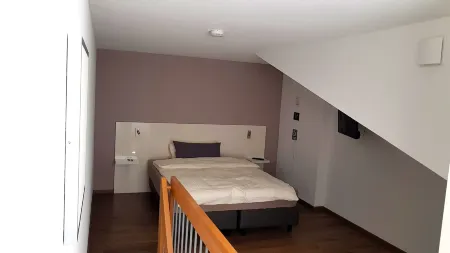 Neckarzeit Отели в г. Гюглинген