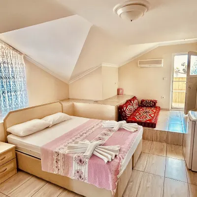 Karaca Apart Hotel Hotels near Dalyan kanalı