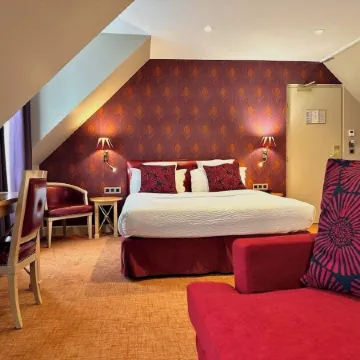 Hôtel Central Saint Germain Отели рядом с достопримечательностью «Дворец Conciergerie»