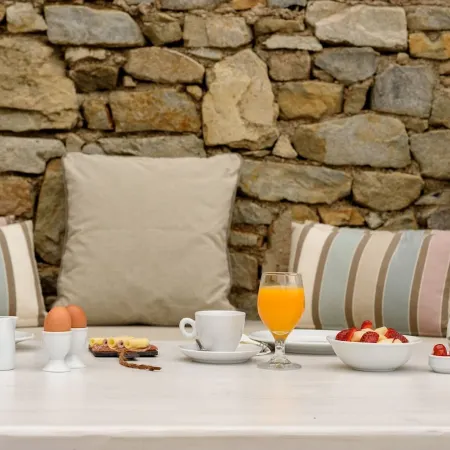 Cova Mykonos Suites