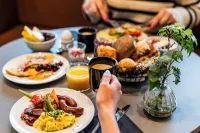 Comfort Hotel Copenhagen Airport - breakfast