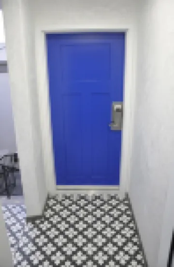 The Belmont Shore Inn