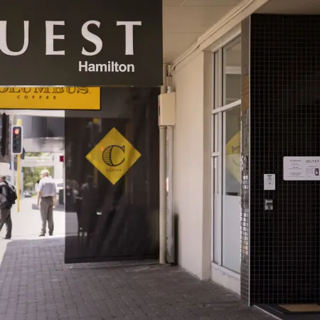 Quest on London