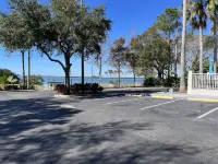 Comfort Suites Clearwater - Dunedin - parking