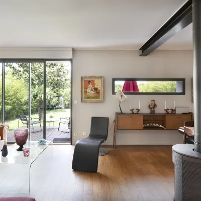 La Galerie Hotels near Espace Gramont