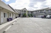 Best Budget Inn & Suites Kamloops