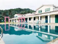Lazuli Resort Hotels in San Vicente