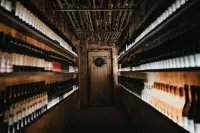 Presulis Hideaway Apartments & Restaurant - bar