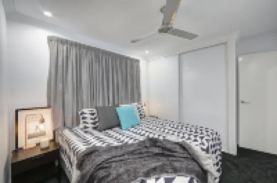 12th Tee Bnb Hotels in Bargara