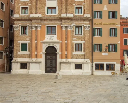 โรงแรมบูชินโตโร โรงแรมใกล้อู่เรือ Venetian Arsenal