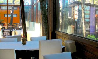 Altos Medanos Cabañas & Club de Bosque