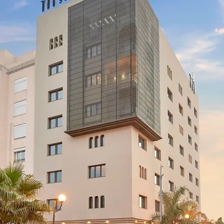 M Suite Hotel