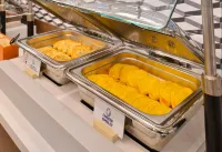 MUNCIE PLACE HOTEL & SUITES by IHG - breakfast
