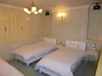 Hotel Sha la La Hotels in Окінава