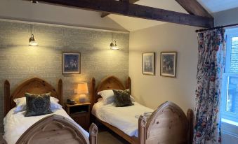 The Charles Bathurst Inn