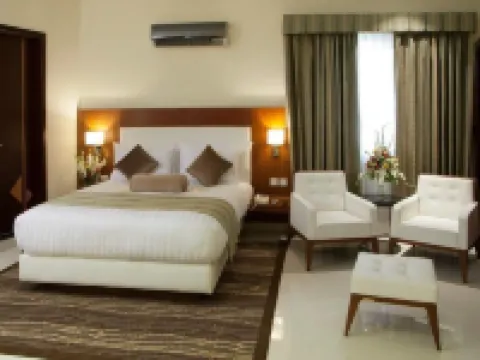 Avari Xpress Hotel - Multan Hotels in Multan
