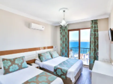 Hotel Kayahan โรงแรมในคาช