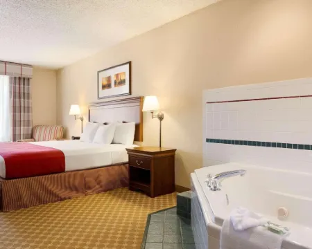Country Inn & Suites by Radisson, Nevada, MO Hotels in Nevada