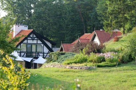 Landhaus Masurische Schweiz Отели в г. Ковале-Олецке