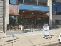 Fairfield Inn & Suites Albany Downtown Các khách sạn gần Massry Center for Business and School of Business Accolades