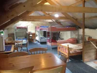 Greencarts Bunkhouse - Bed and Breakfasts