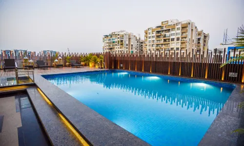 Efcee Sarovar Premiere Bhavnagar